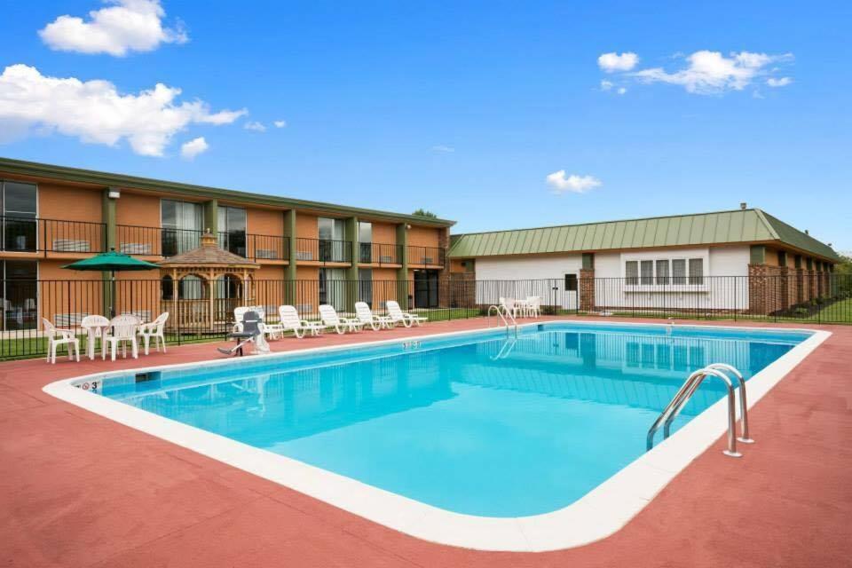 Hotel Baymont By Wyndham Salem Roanoke Area Zewnętrze zdjęcie